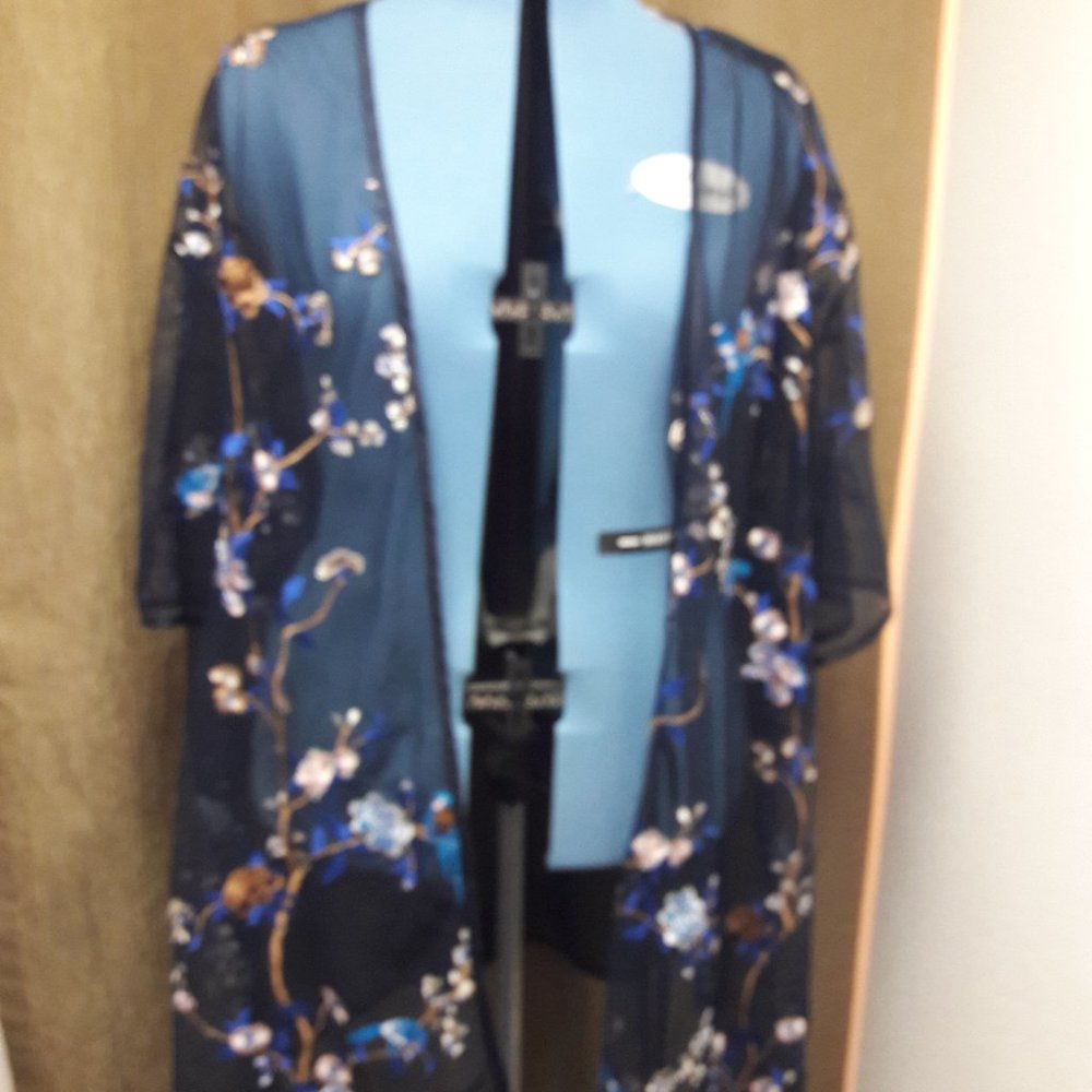 Adore Me Embroidered Net Robe Size 2XL Navy Floral Bird